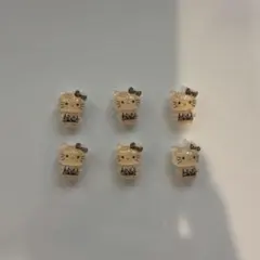 日焼けキティちゃん ネイルパーツ 6個セット　サンリオ