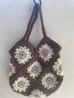 モチーフ編みバッグ　グラニースクエアバッグ