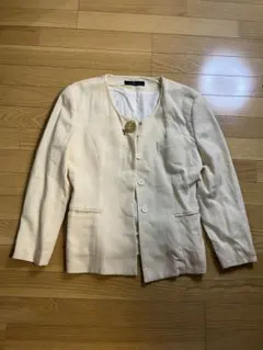 35R ノーカラージャケット クリーム色