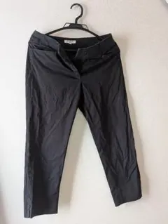 NATURAL BEAUTY BASIC ブラック クロップドパンツ
