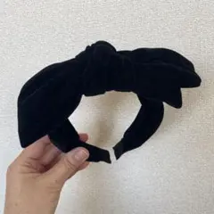 黒 ベルベット リボン付きヘアバンド