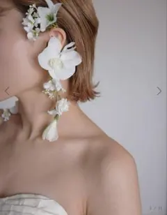 sassy フラワーイヤーカフ