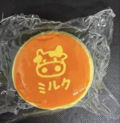 ミルク 牛柄 スクイーズ