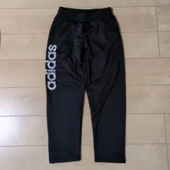 アディダスパンツ