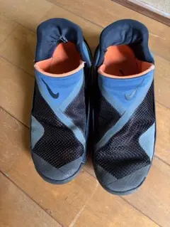 NIKE ゴーフライイース　スニーカー