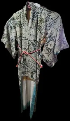 昭和の総絞り染め モダンな着物