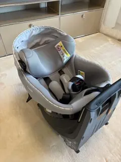 Combi クルムーヴ アドバンス ISOFIX JP-590