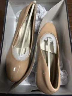 ALETTTA ピンクベージュ ハイヒールパンプス 23.0cmのサムネイル