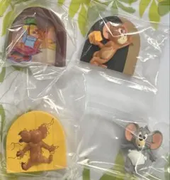 トムとジェリー　ジェリーとタフィーがいるお家フィギュア　全４種コンプセット