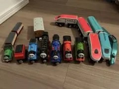⭐︎再値下げ　木製鉄道　機関車トーマス　はやぶさ　こまち　イマジナリウム　イケア⭐︎