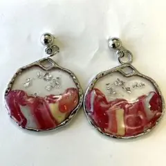 6158 銀箔つきピンクとレッド、ホワイト、イエローマーブルピアス