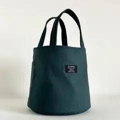 ハンドメイド　黒色底板付き　ダークグリーン色 　無地生地　丸底トートバッグ♪