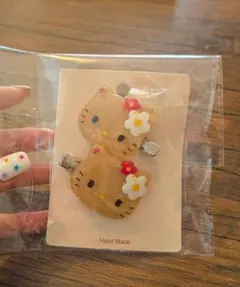 日焼けキティ ヘアピン