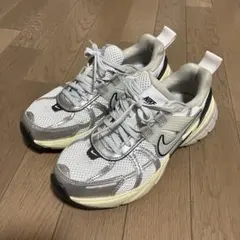 2025年最新】V2K run 23の人気アイテム - メルカリ