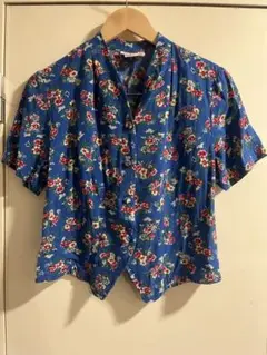 古着屋で購入　半袖花柄ブラウス　レトロ　ヴィンテージ　美品