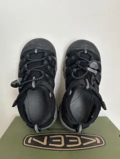 KEEN NEWPORT H2 ブラック　18.5cm