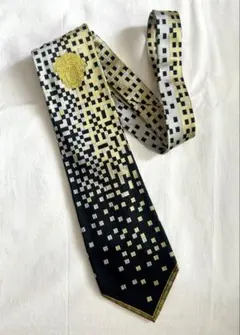 【美品】Gianni Versace ネクタイ 希少 イタリア 刺繍 アート 美品】Gianni Versace ネクタイ 希少 イタリア 刺繍 アート - メルカリ