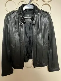 LOVELESSブラックレザーシングル