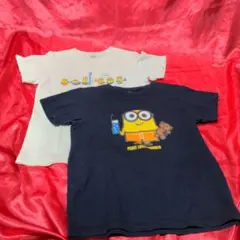 美品2枚セット　ユニクロUTミニオンズTシャツ白&紺色150cm