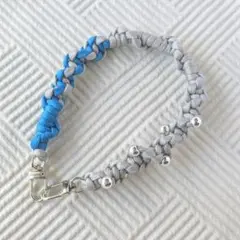 パラコード　ハンドストラップ メタリックブルー×シルバーグレー