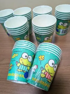 サンリオ　日本製　けろけろけろっぴ　紙コップ　ペーパーカップ　計40個