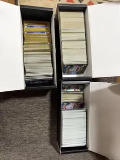 大量ポケモンカード