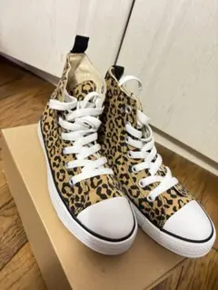 新品未使用　RODEO CROWNS ヒョウ柄 ハイカットスニーカー　23センチ