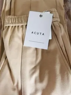 ACUTA ベージュ カジュアルパンツ