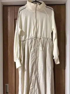 【人気】LOWRYS FARM スポーツミックス ジップワンピース