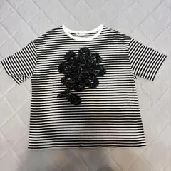 ボーダー柄 Tシャツ 立体フラワーモチーフ