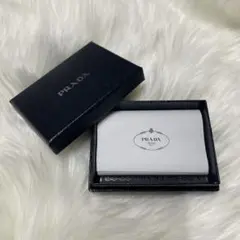 【美品】PRADA♡プラダ　ネイビー 空箱　ギフトボックス　キーケース