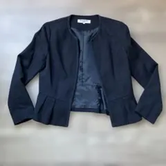 【お値下げします】NATURAL BEAUTY BASIC 紺色ジャケット