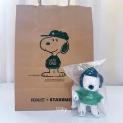 スターバックス　PEANUTS キーチェーン SNOOPY スヌーピー