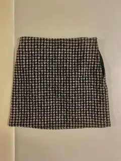 ⭐︎新品未使用　H&M 千鳥柄台形ミニスカートXS