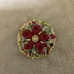 【未使用品】手作りブローチ
