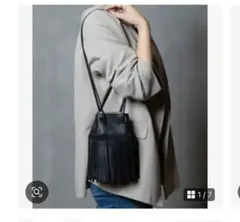 BEAURE 巾着ショルダーバッグ フリンジ