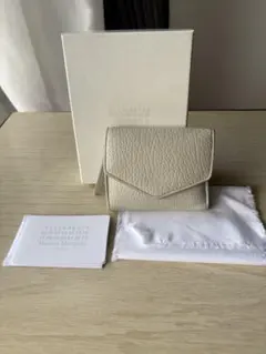 【美品】マルジェラ コンパクトウォレット　三つ折り