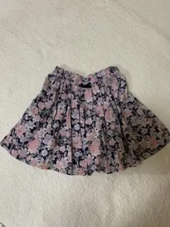 エニィファム　花柄スカート（ショートパンツ付き）130