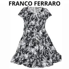 美品✨️FRANCO FERRARO 花柄フレアワンピース モノトーン 半袖