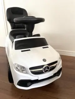 Mercedes-Benz AMG GLB63 乗用玩具　白のサムネイル