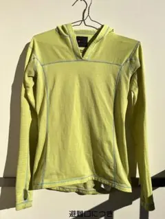 berghaus ランニングウェア　トレーニングウェア　フーディ　パーカー