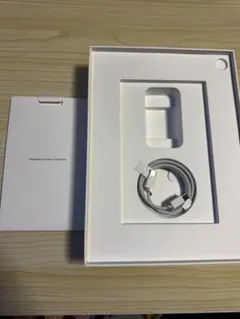 iPad Air (第5世代) 箱のみ USB-Cケーブル付き