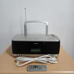 TOSHIBA　CD/カセット/USB/SD/ラジオ　TY-CDX9のサムネイル
