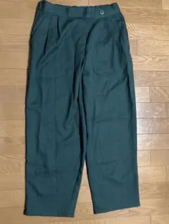 美品レディースボトム　グリーン