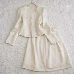 美品 トゥービーシック スーツセット ノーカラージャケット ベルト キルティング