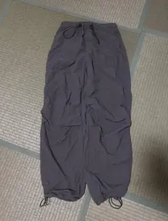 GU ナイロンジップ パラシュートパンツ グレー カーゴパンツ ワイドパンツ