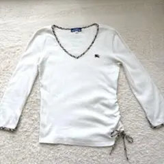 バーバリー ブルーレーベル Burberry Tシャツ トップス Vネック