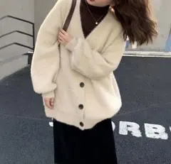 シャギーカーディガン　ニットカーディガン　ライトベージュ