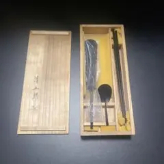 Item thumbnail for item a2c1795e-47aa-487c-861e-745f0610d7cc