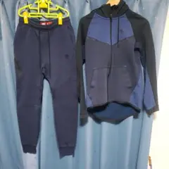 NIKE　テックフリース　セットアップ